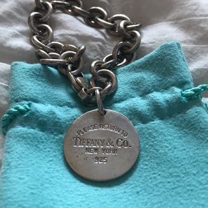 Tiffany & Co. Jewelry - Return to Tiffany & Co. charm bracelet Tiffany & Co. Jewelry - Return to Tiffany & Co. charm bracelet